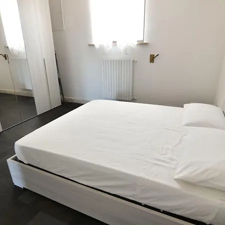 Vittoria Beach Feriehus *